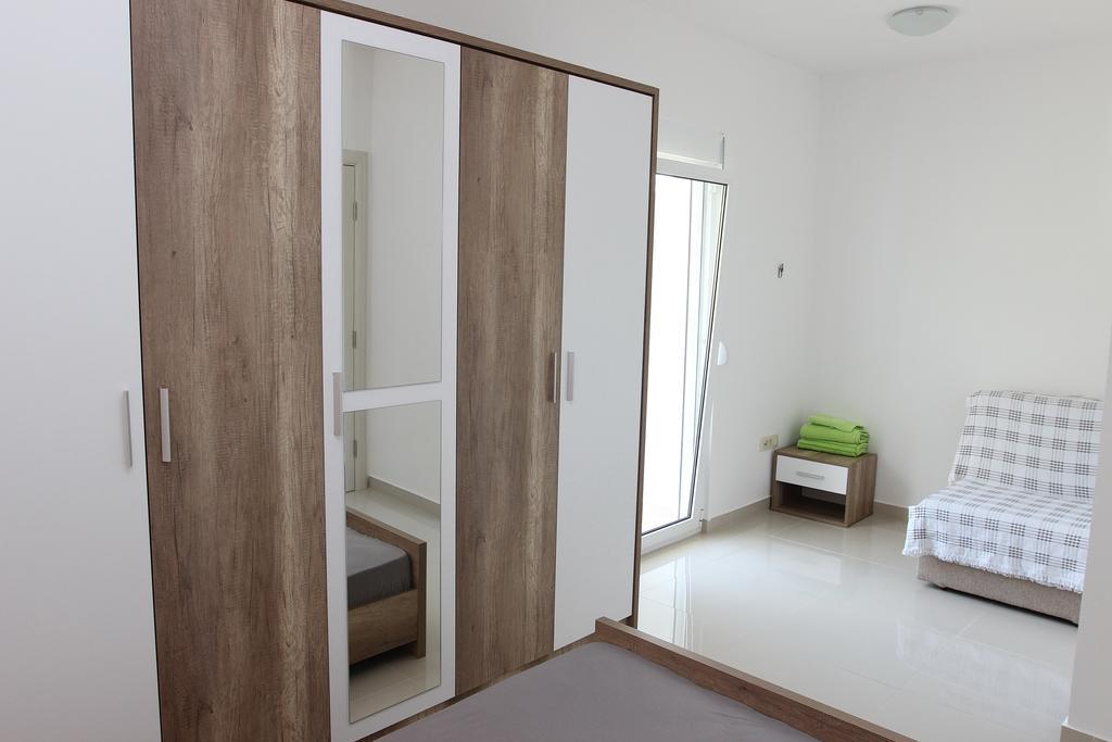 Guest House Ugljevarevic Будва Экстерьер фото